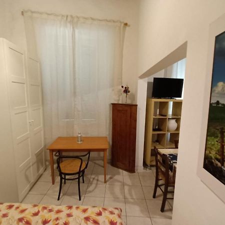 Sea Time Apartment Livorno Bagian luar foto