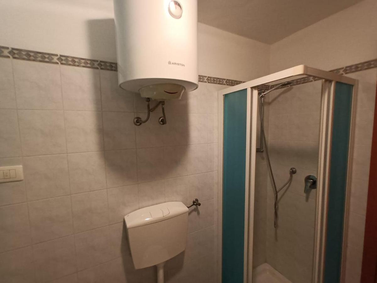Sea Time Apartment Livorno Bagian luar foto